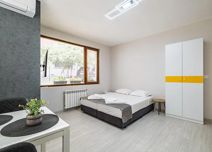 Perfect Stay Near Sea Garden 3